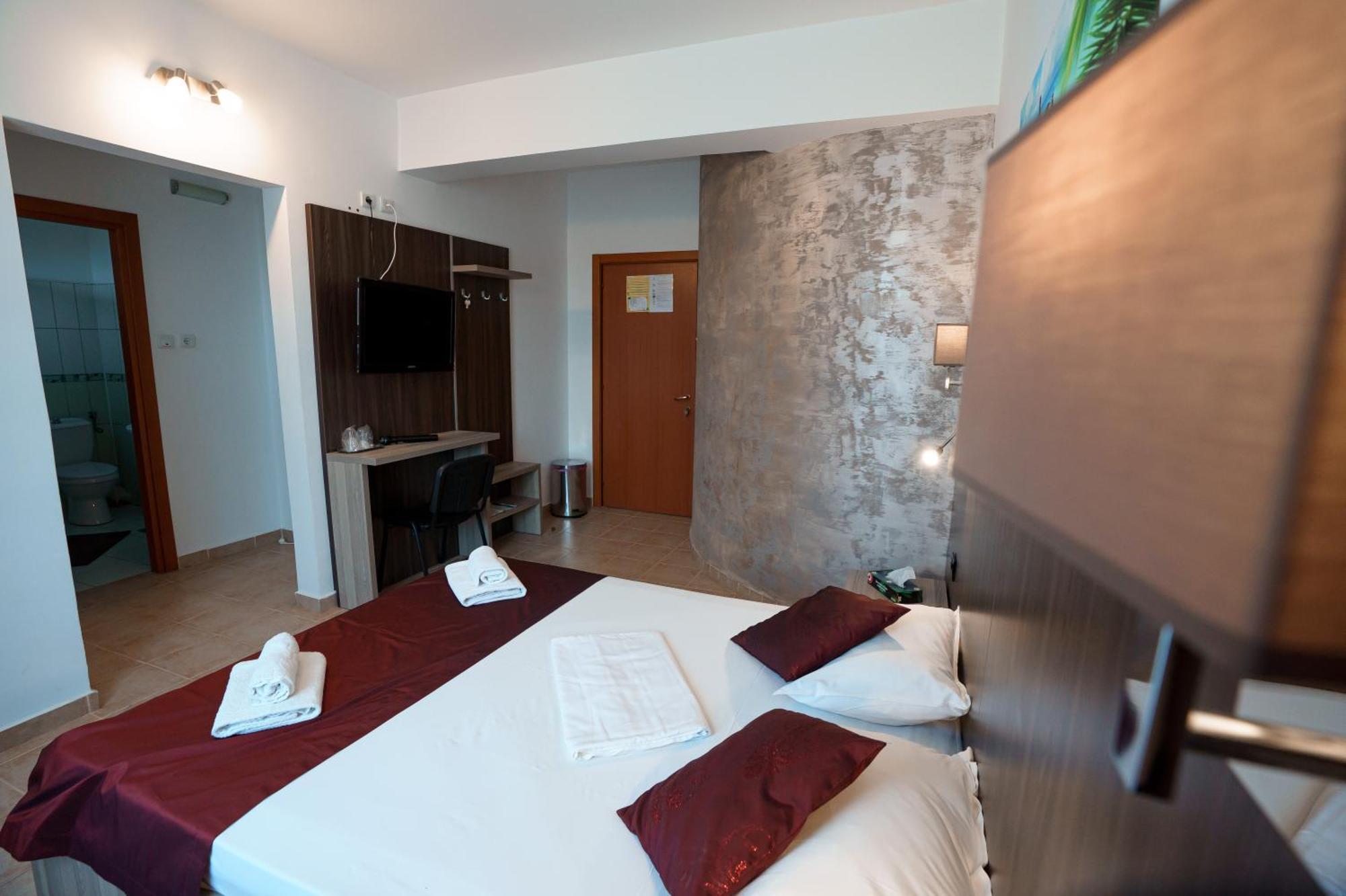 Raluca Hotell Năvodari Eksteriør bilde