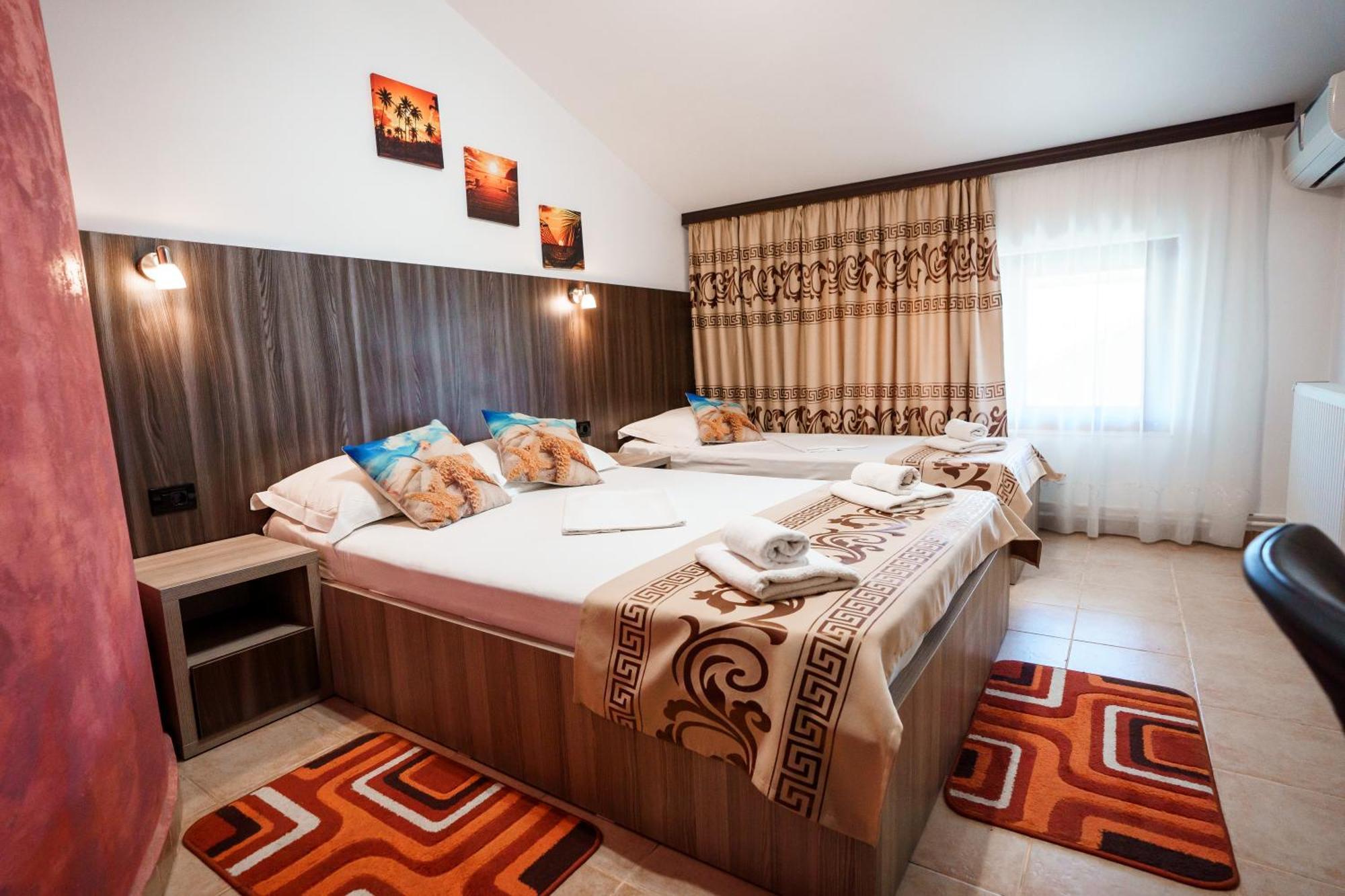 Raluca Hotell Năvodari Eksteriør bilde